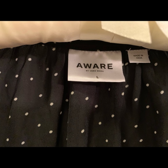 Aware by Vero Moda Polka Dot Blouse - Picture 4 of 4